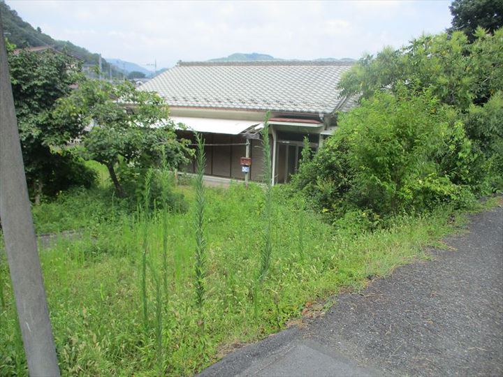 駒木町2丁目　...